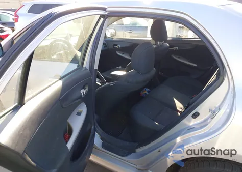 2011 Toyota Corolla S из США, поврежденный, VIN 2T1BU4EE8BC736735